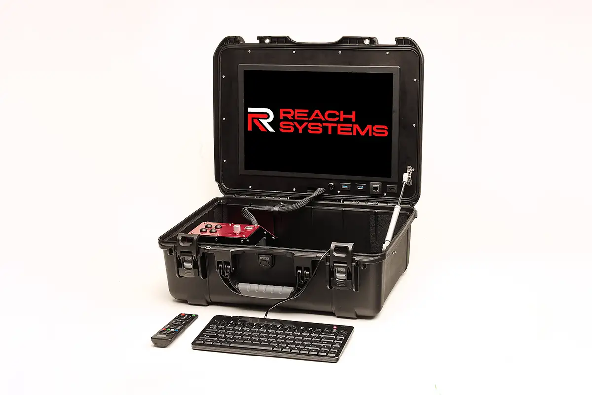 Portable DDCS control console with 17-inch touchscreen